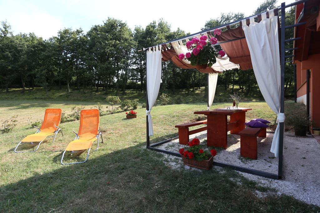 Apartments Matelici Divšići Eksteriør billede